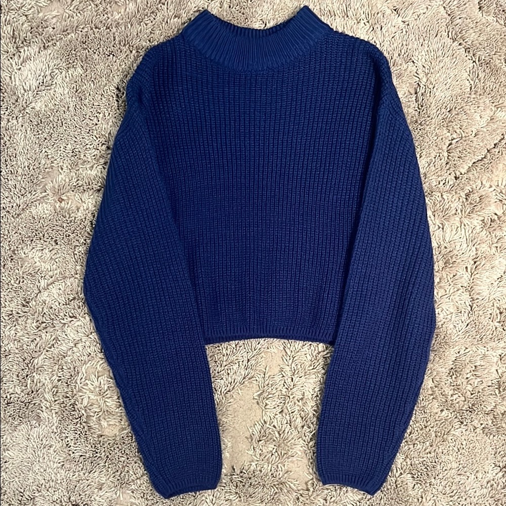 Gently Used Navy H&M Women's Sweater